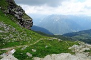 67 Al Passo della Portula (2278 m) il sentiero che sale da Gromo